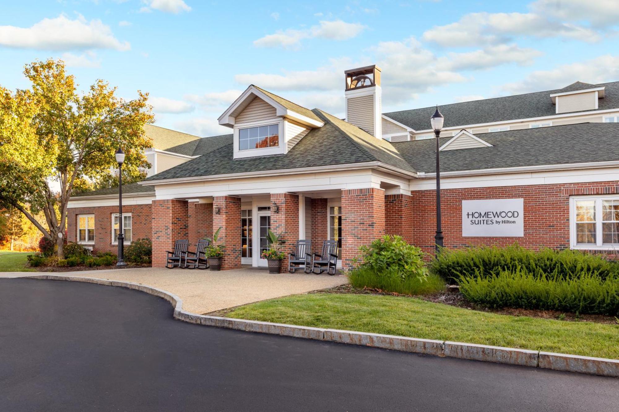 Homewood Suites By Hilton Manchester/Airport Exterior photo