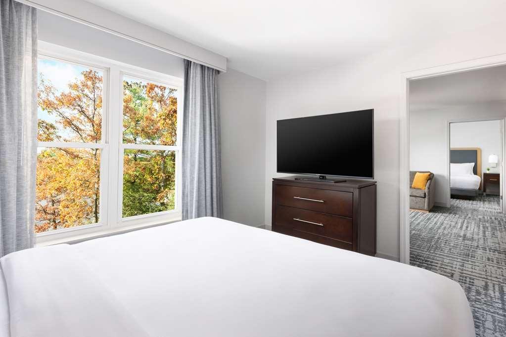 Homewood Suites By Hilton Manchester/Airport Room photo